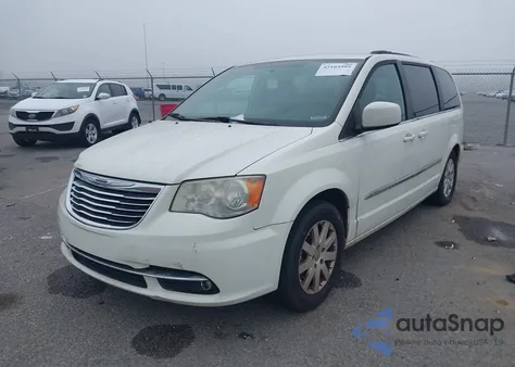 2013 Chrysler Town & Country Touring from USA, damaged, VIN 2C4RC1BG0DR559767
